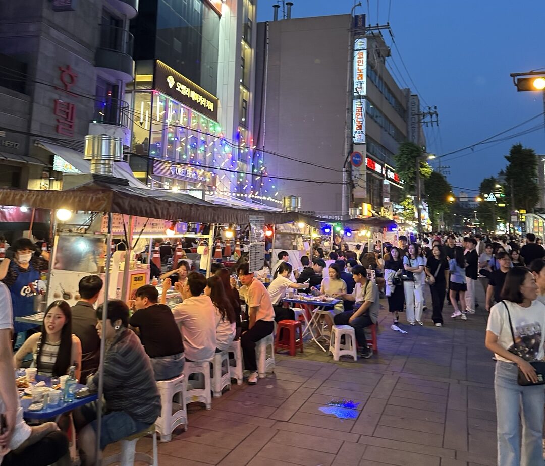 Jongno Pocha Street.